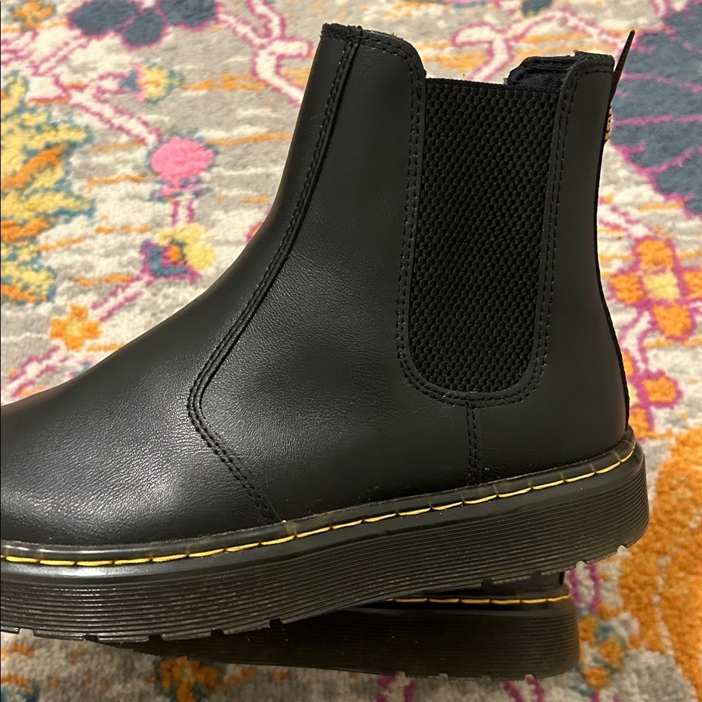 Dr. Martens 2976 Smooth Leather Chelsea Boots In Black Size 7 - Picture 14 of 16